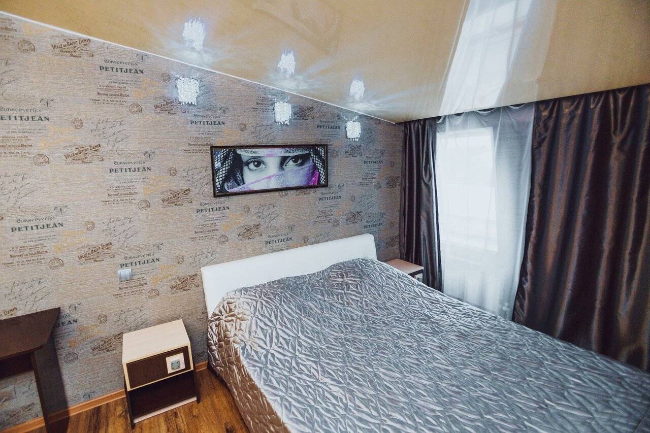 Фотографии номера Номер эконом с 1 двуспальной кроватью в Гостинице Боярд Уссурийск