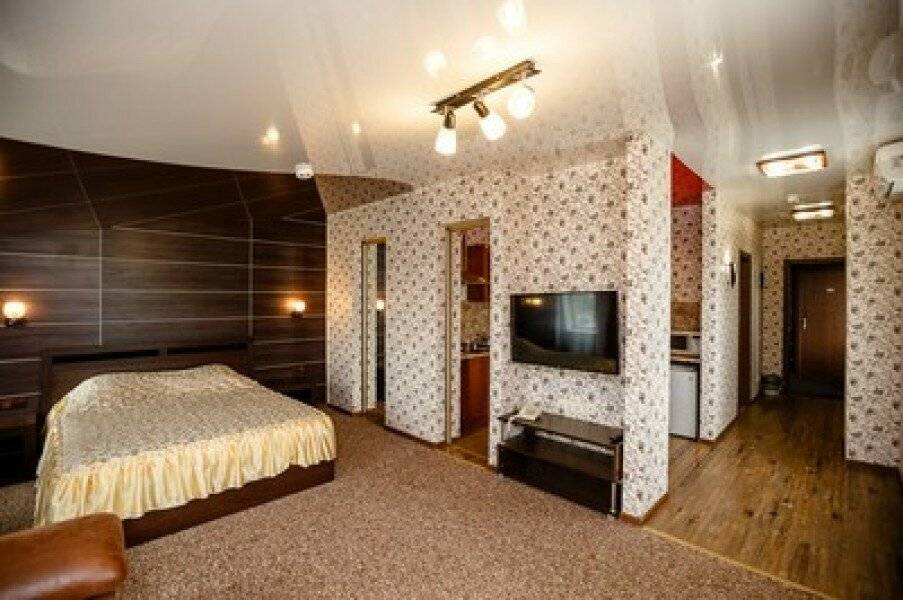 Фотографии номера Люкс с сауной в Гостинице Боярд Уссурийск