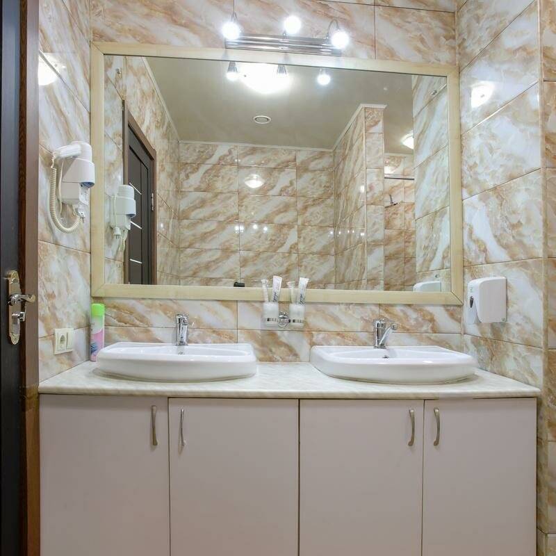 Фотографии номера АПАРТАМЕНТЫ в Гостинице Боярд Уссурийск