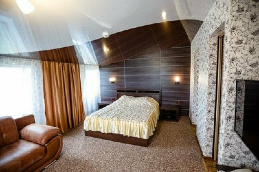 Фотографии номера Люкс с сауной в Гостинице Боярд Уссурийск